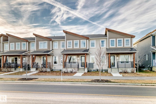 1002 Stillwater Boulevard, Edmonton