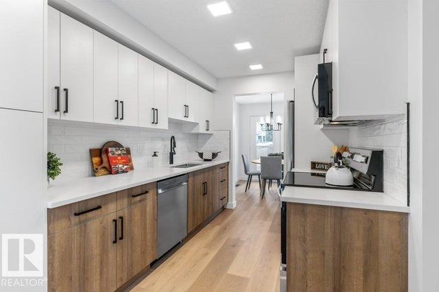 324 Grandin Village, St. Albert