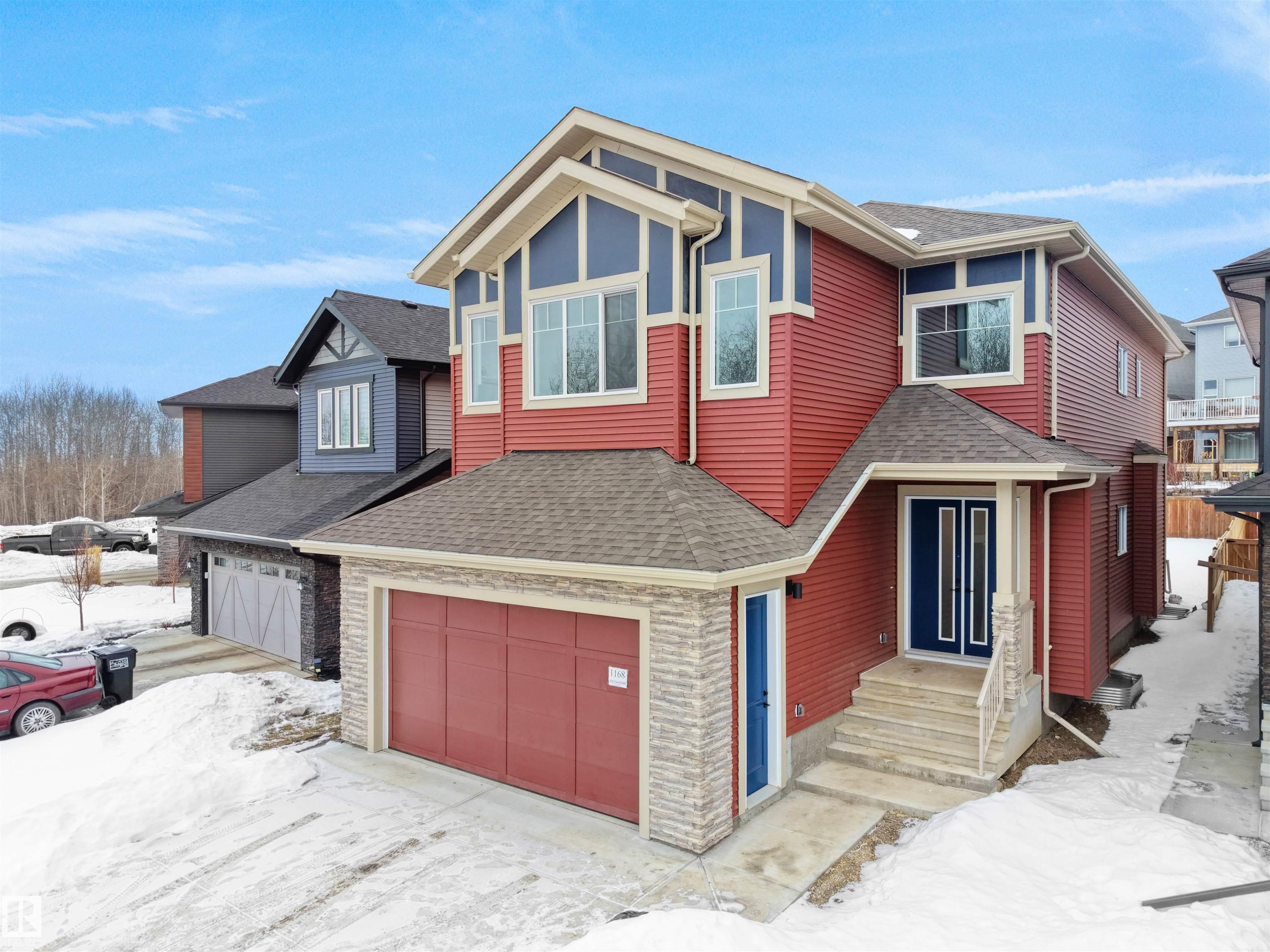 Photo for MLS®# E4472239 - home for sale at 1168 Gyrfalcon Crescent Northwest, Hawks Ridge, Edmonton AB
