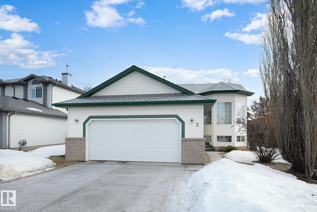 2 Creekside Way, Spruce Grove