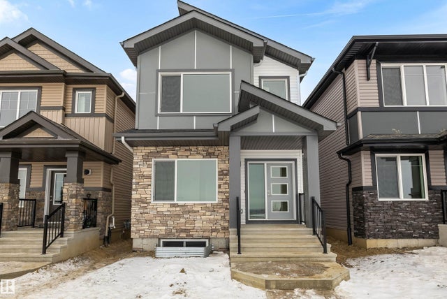 4592 Warbler Loop, Edmonton