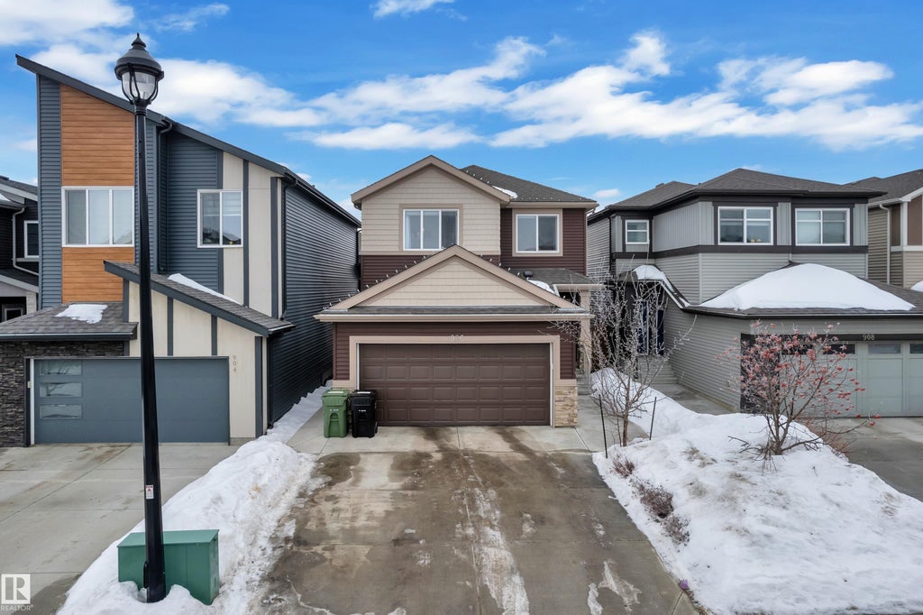 906 Berg Place, Leduc
