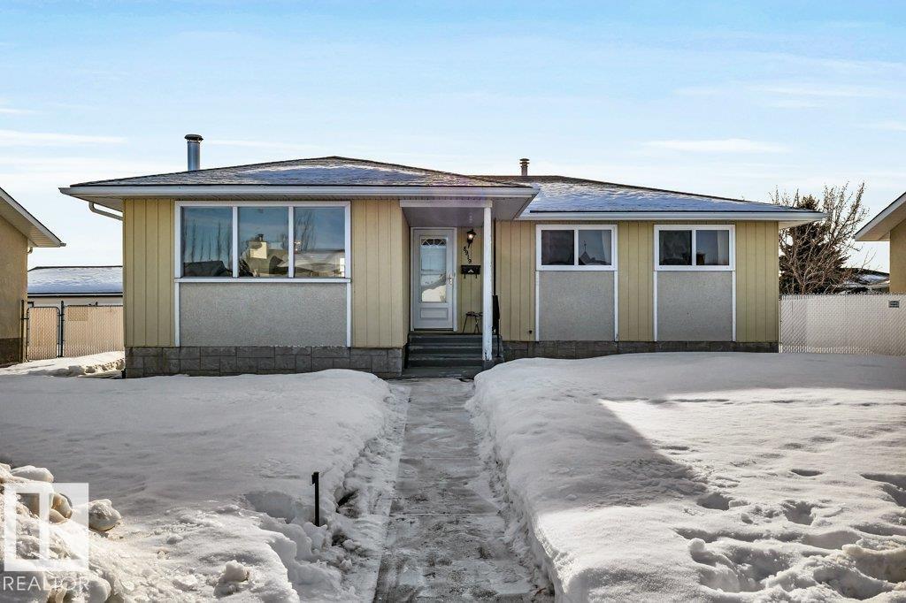 Edmonton Home for Sale: Single Family Listing in Evansdale