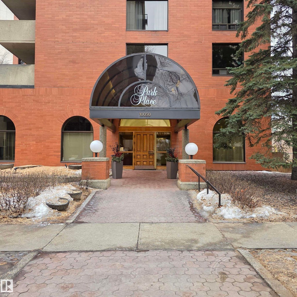 2 10050 118 Street Nw, Edmonton