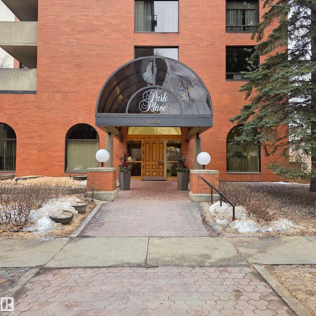 2 10050 118 Street, Edmonton