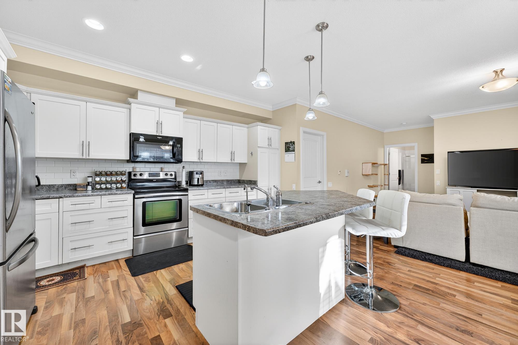 Photo of Listing #E4472762