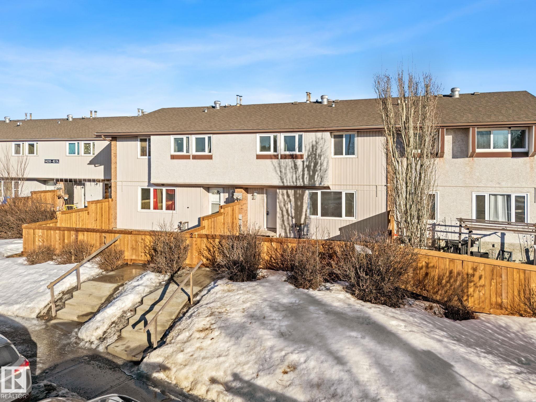 Edmonton Real Estate: Condo / Townhouse Property for Sale in Kildare