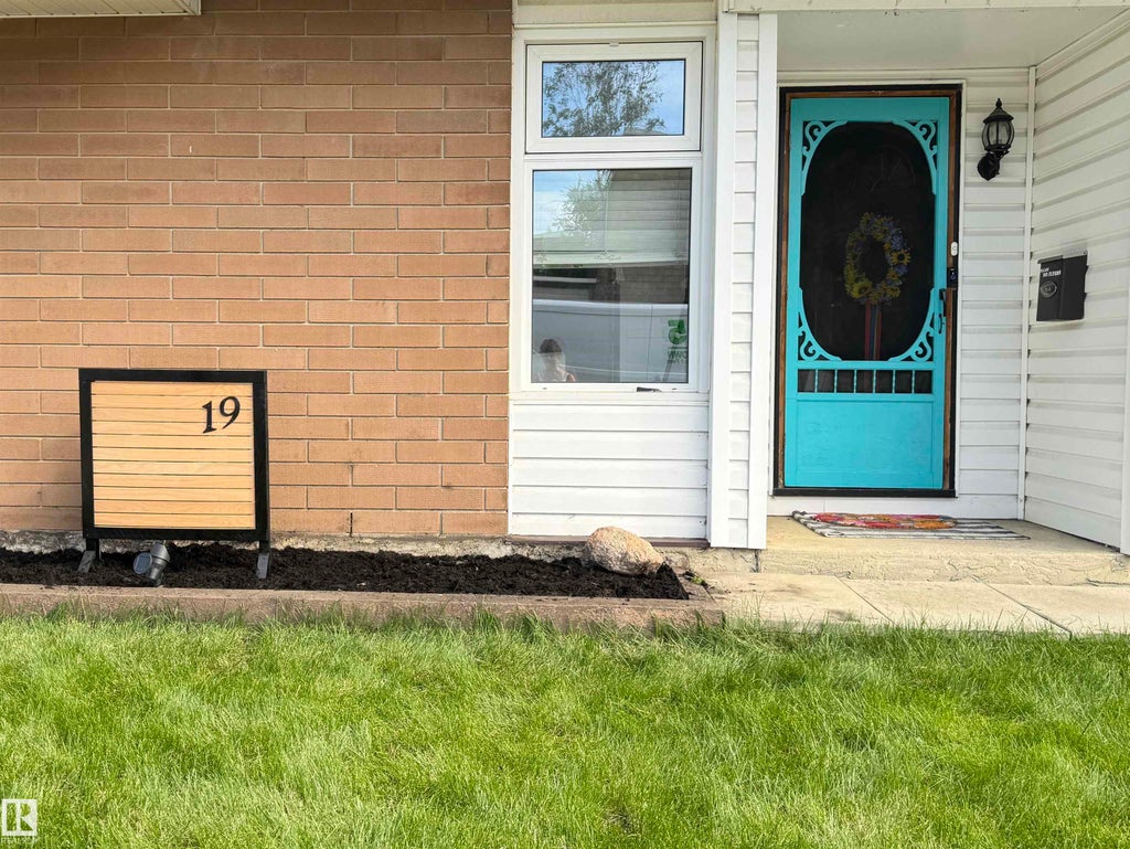 19 Greenfield Estates, St. Albert