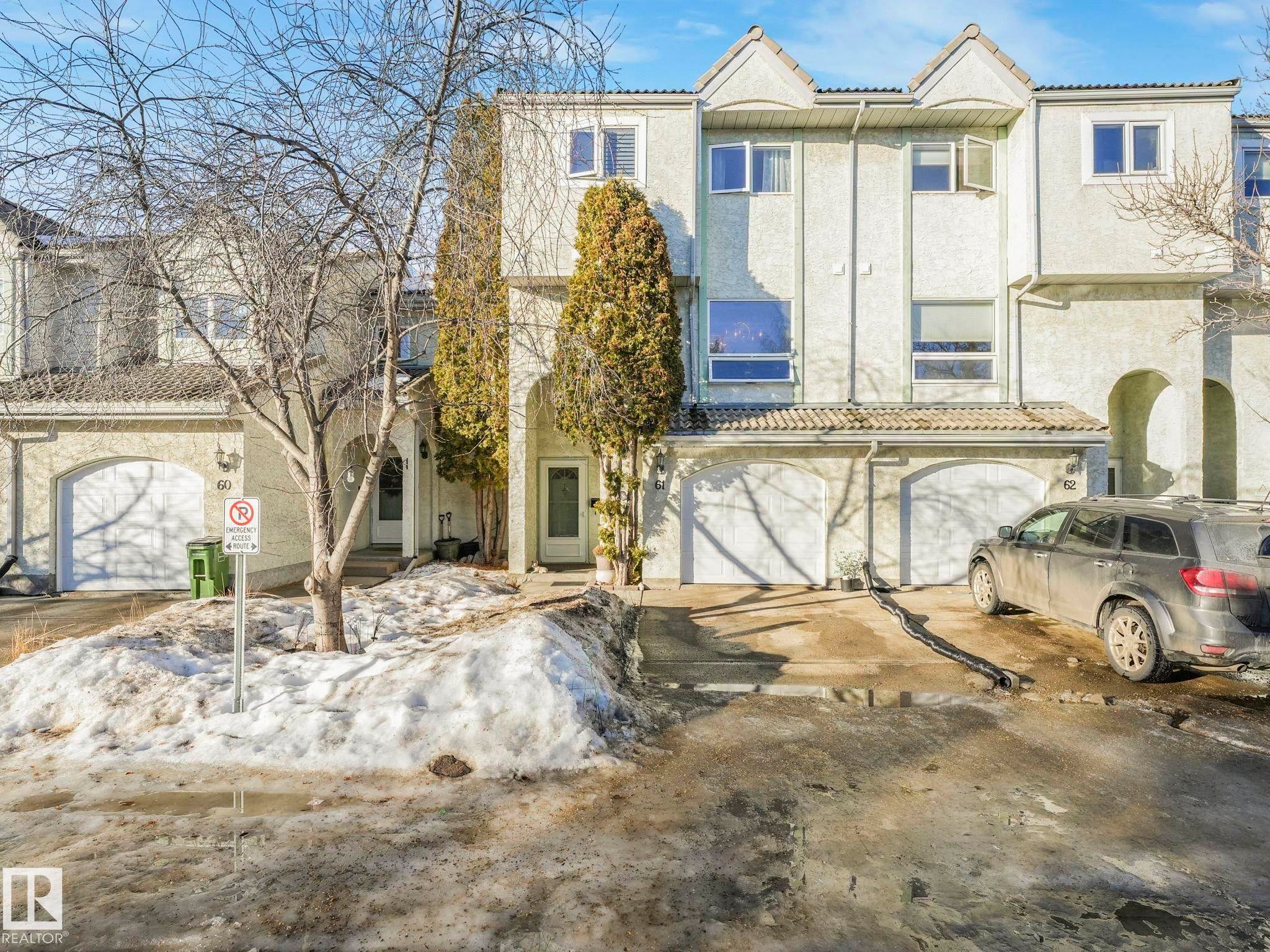 Condo / Townhouse Home for Sale in Edmonton, AB