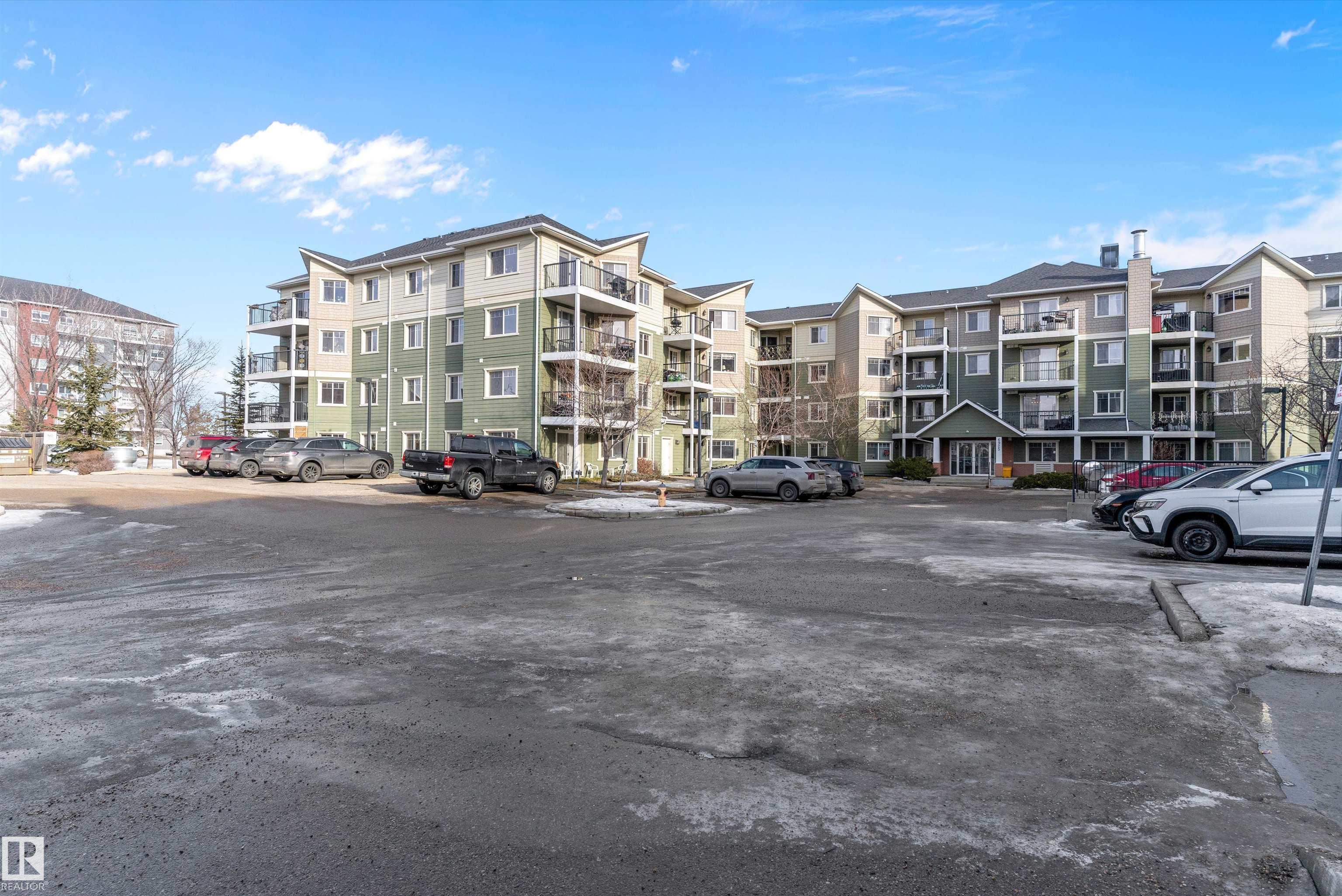 Photo for MLS®# E4472875 - home for sale at 317 6925 199 Street Northwest, Glastonbury, Edmonton AB