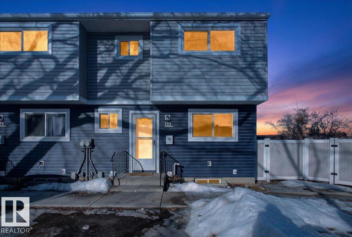 Homesteader Real Estate Listing, Edmonton, AB T5A 3K8