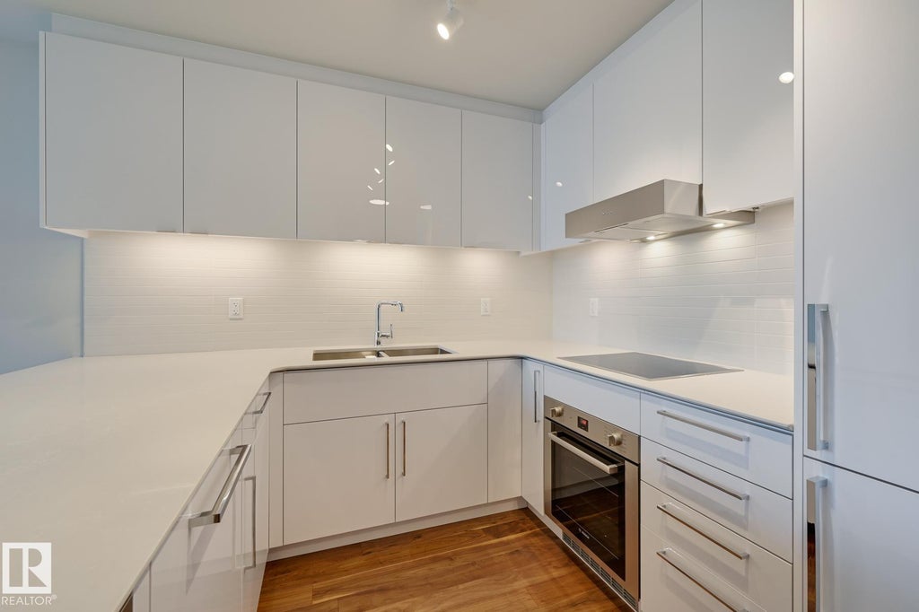 3704 10360 102 Street, Edmonton