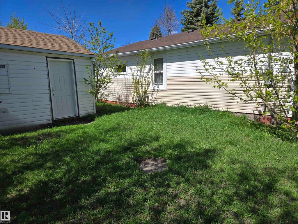 4513 53 Avenue, Wetaskiwin
