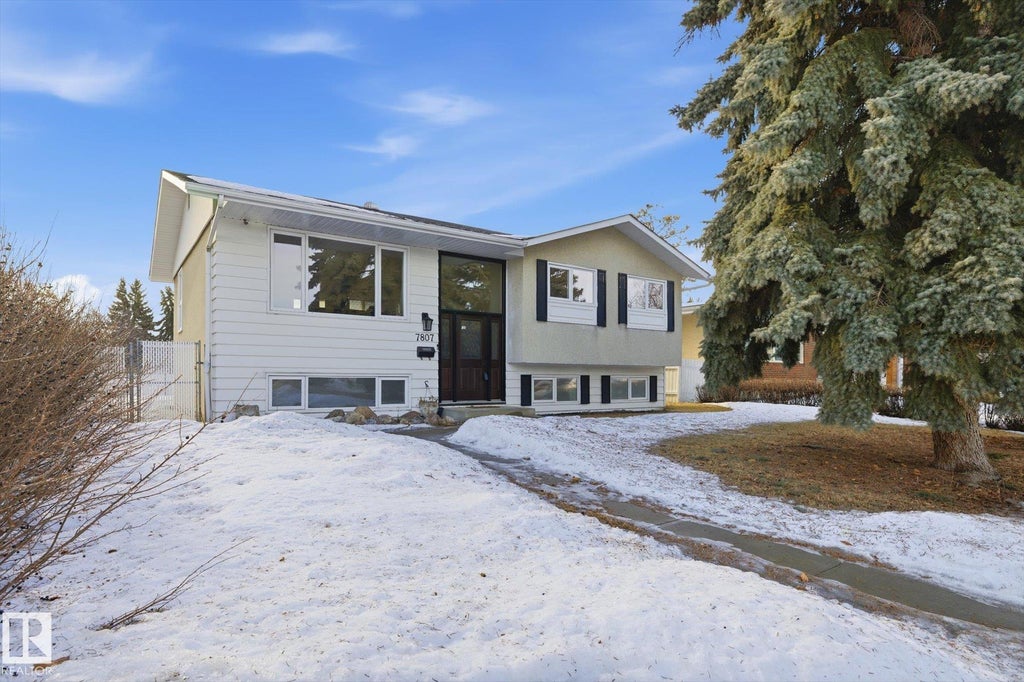 7807 145 Avenue Nw, Edmonton