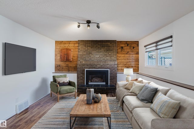 4102 43a Avenue, Leduc