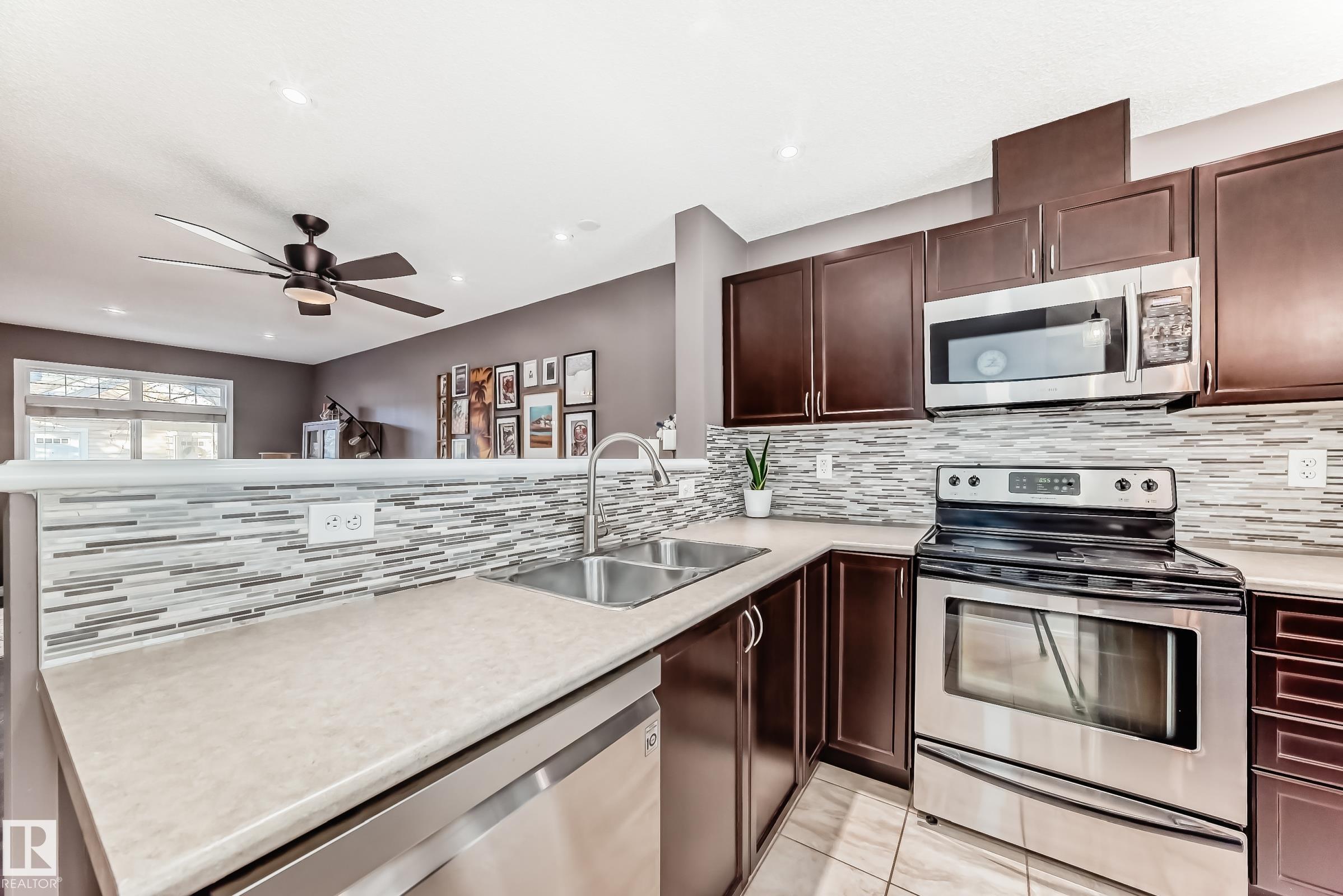 Edmonton Real Estate: Condo / Townhouse Property for Sale in Summerside