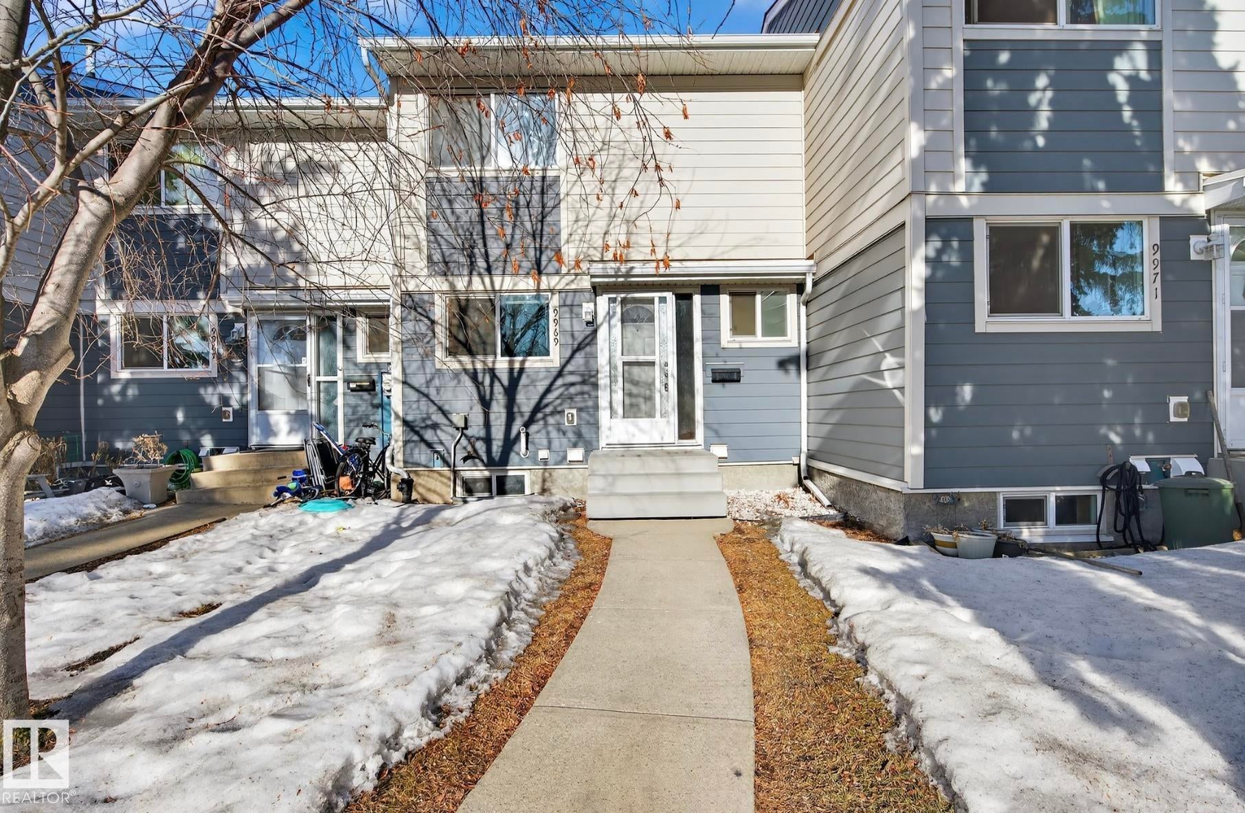 Edmonton Home for Sale: Condo / Townhouse Listing in Baturyn