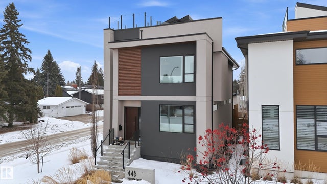 44b Valleyview Crescent, Edmonton