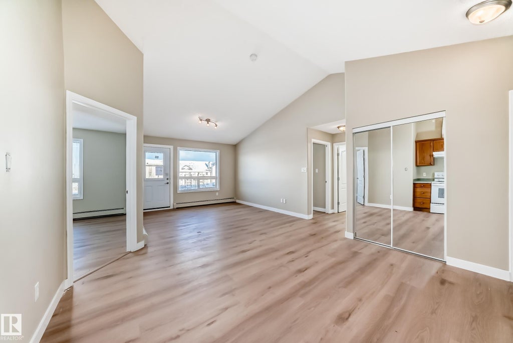 2422 320 Clareview Station Drive Nw, Edmonton