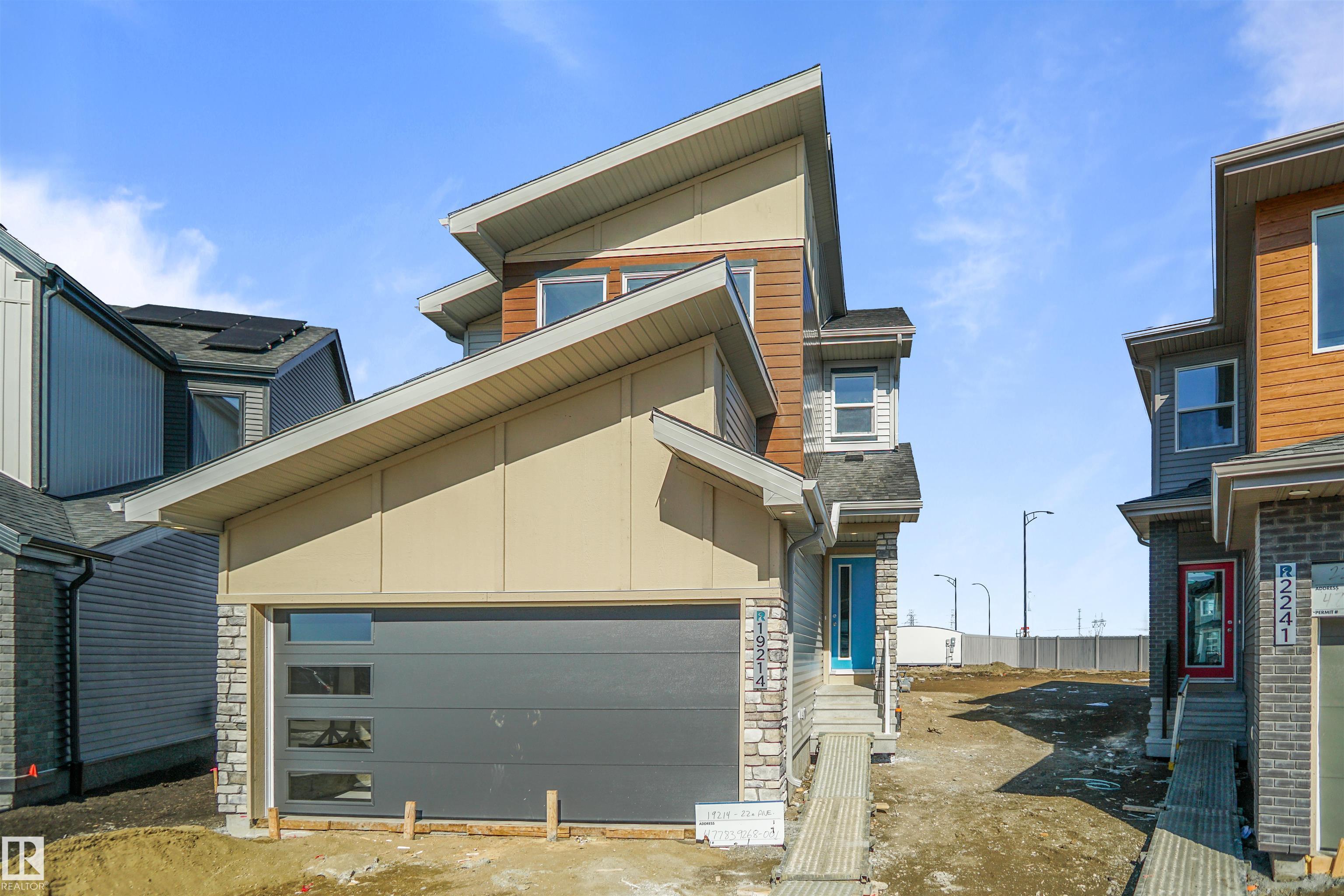 Photo for MLS®# E4473385 - home for sale at 1027 14 Avenue Northwest, Aster, Edmonton AB