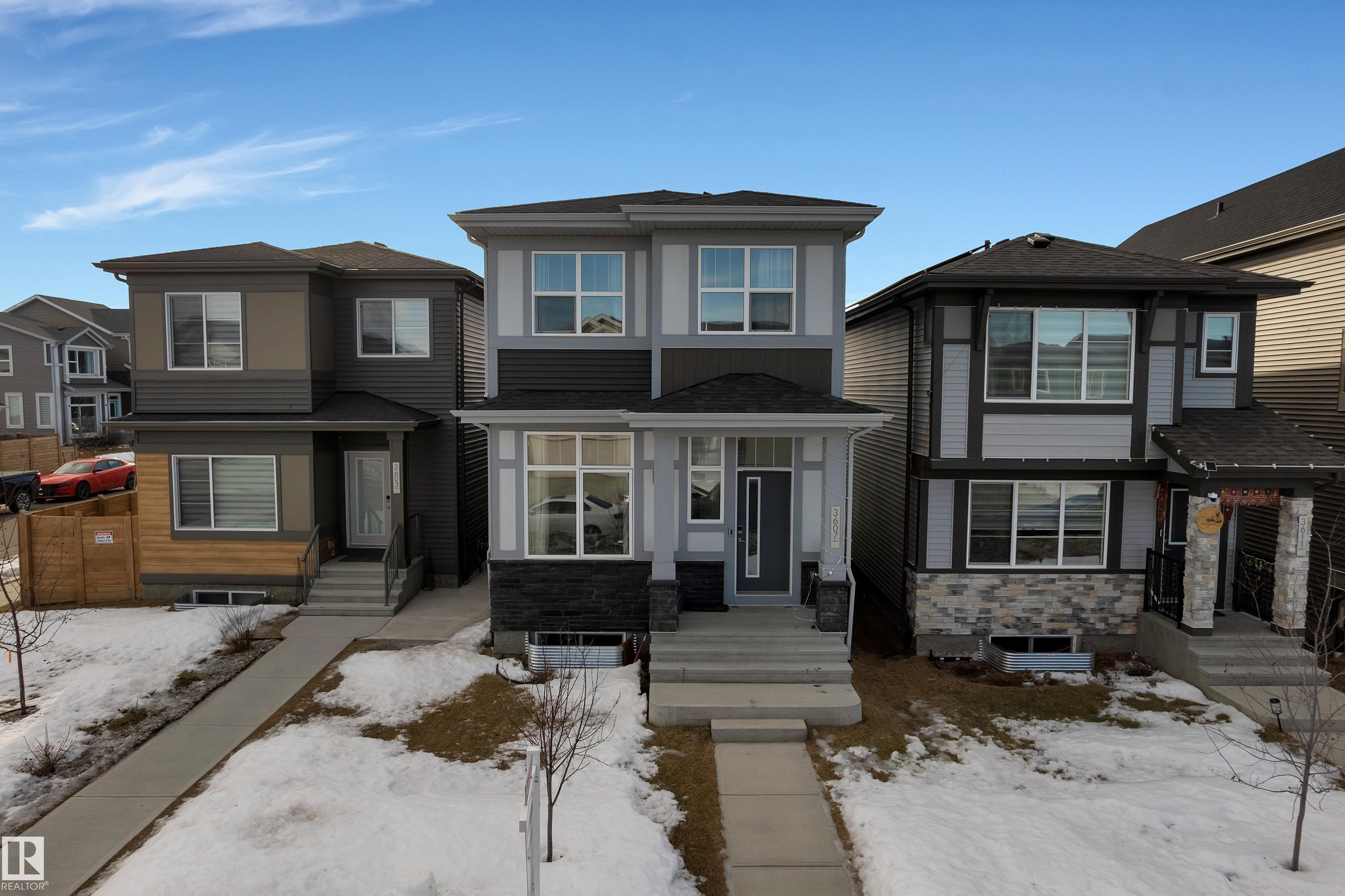 Photo for MLS®# E4473476 - home for sale at 3607 6 Avenue Southwest, Charlesworth, Edmonton AB