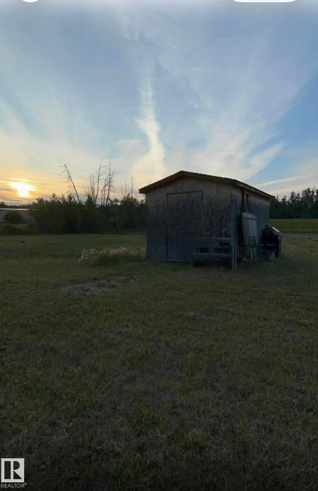 5110 50a Avenue, Wildwood