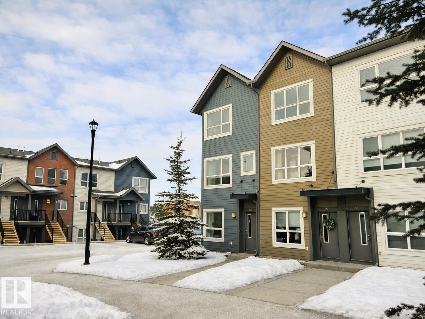 Photo for MLS®# E4473558 - home for sale at 129 2560 Pegasus Boulevard Northwest, Griesbach, Edmonton AB