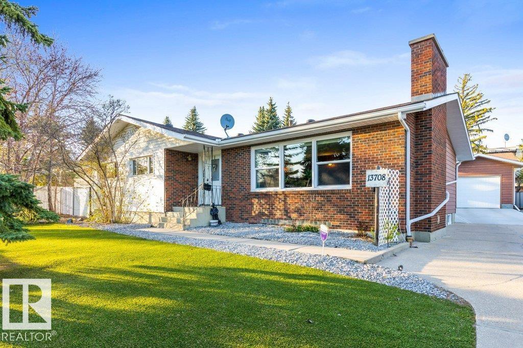 13708 Buena Vista Road Nw, Edmonton