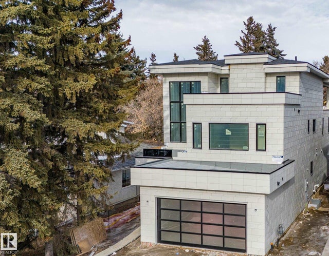 12306 39 Avenue, Edmonton