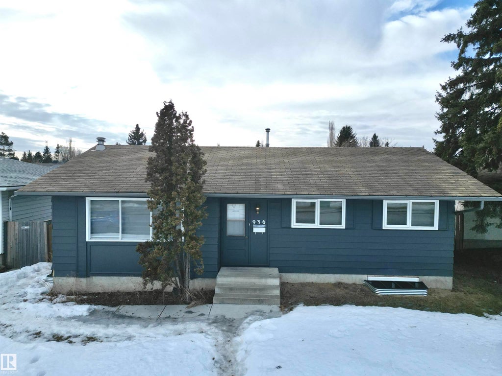 936 Knottwood Road Nw, Edmonton