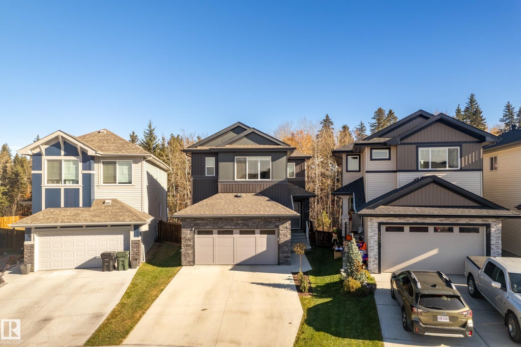 100 Meadowlink Common, Spruce Grove