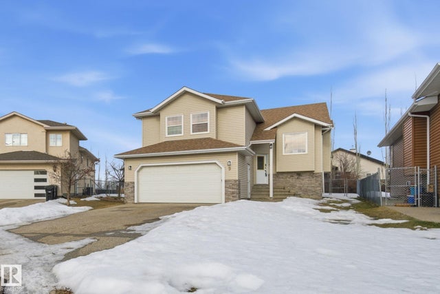 Spruce Grove Real Estate: Single Family Property for Sale in Deer Park_SPGR