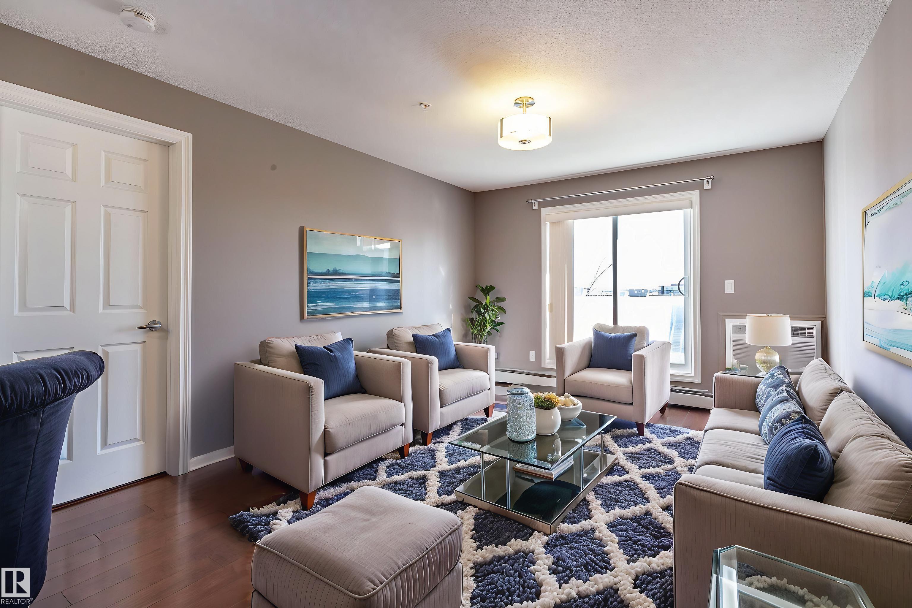 Photo for MLS®# E4473894 - home for sale at 307 2203 44 Avenue Northwest, Larkspur, Edmonton AB