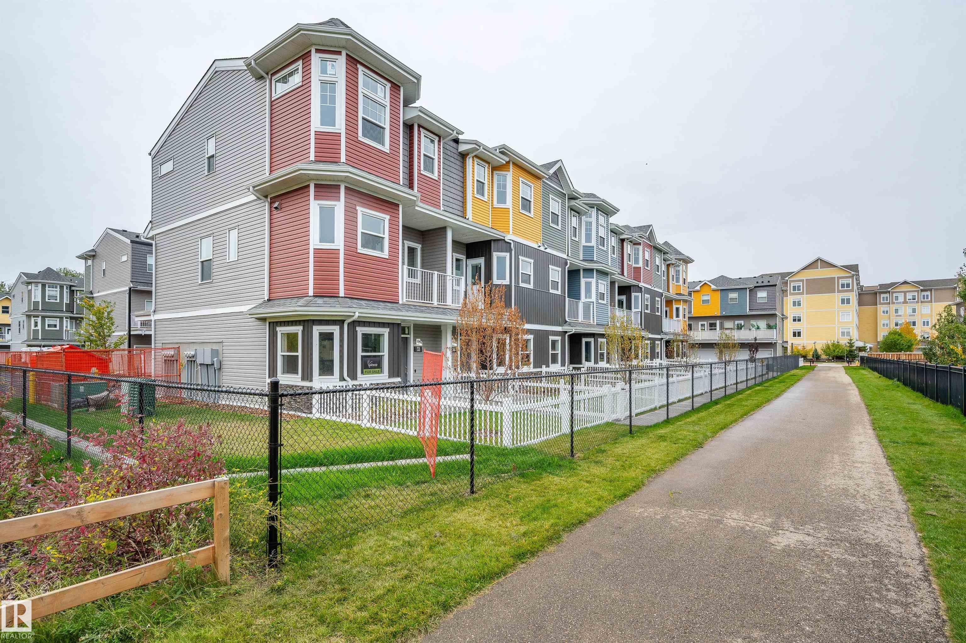 Home for Sale Located at 34 150 Everitt Dr, St. Albert, AB