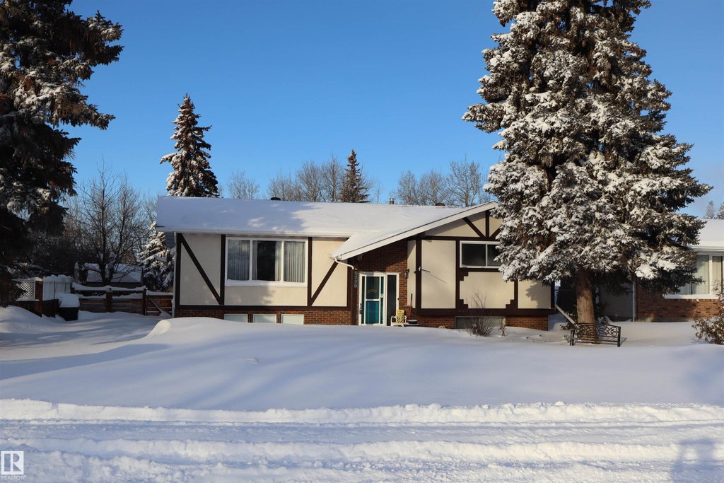 5220 - 56 Street, Barrhead