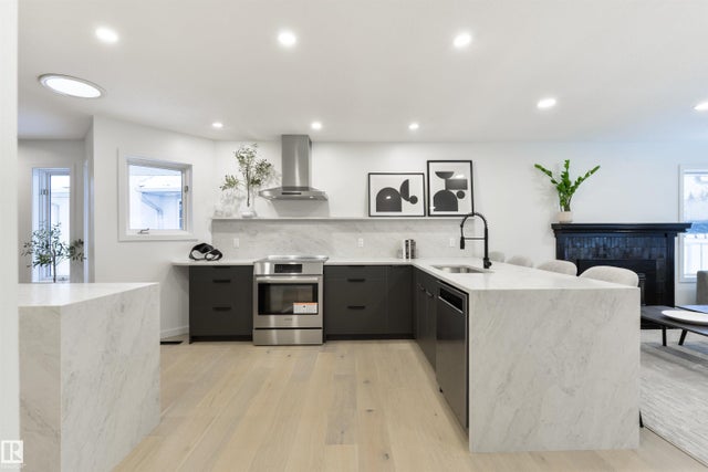 129 Ironwood Place, Edmonton