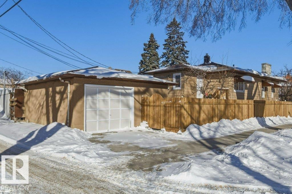 10704 96 St Nw Nw, Edmonton