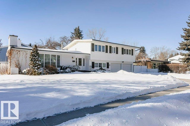 Edmonton Real Estate: Single Family Property for Sale in Grandview Heights (Edmonton)