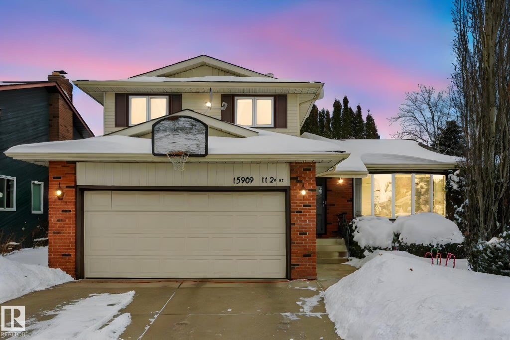 15909 112 B Street Nw, Edmonton