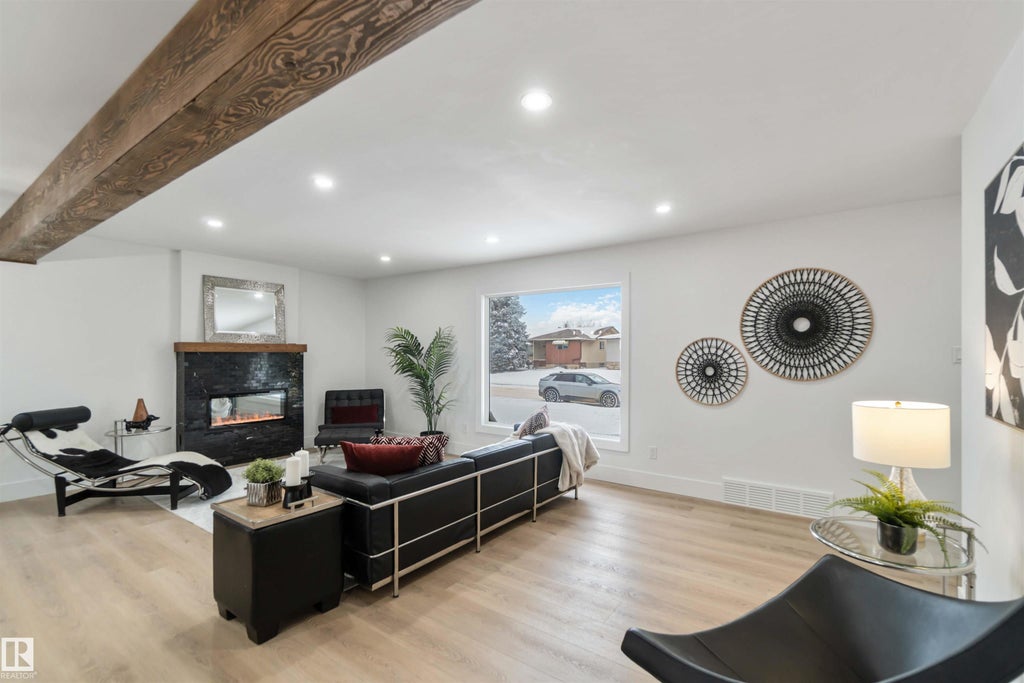 6719 95 Avenue Nw, Edmonton