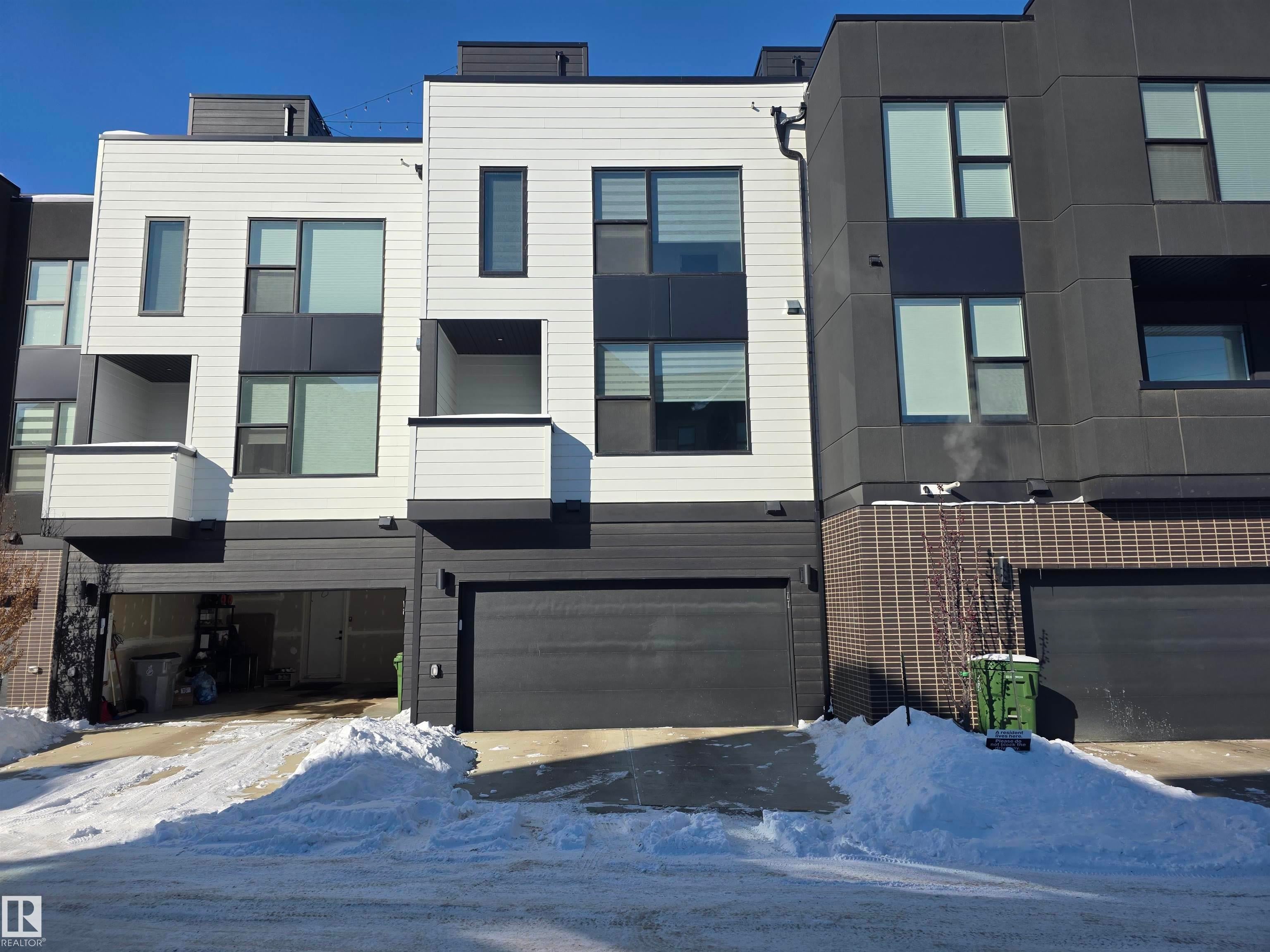 St. Albert Home for Sale: Condo / Townhouse Listing in South Riel