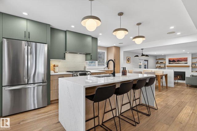 632 Wahstao Road, Edmonton