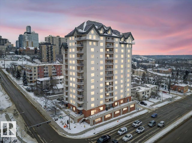 Photo for MLS®# E4474753 - home for sale at 105 9707 105 Street Northwest, Downtown (Edmonton), Edmonton AB