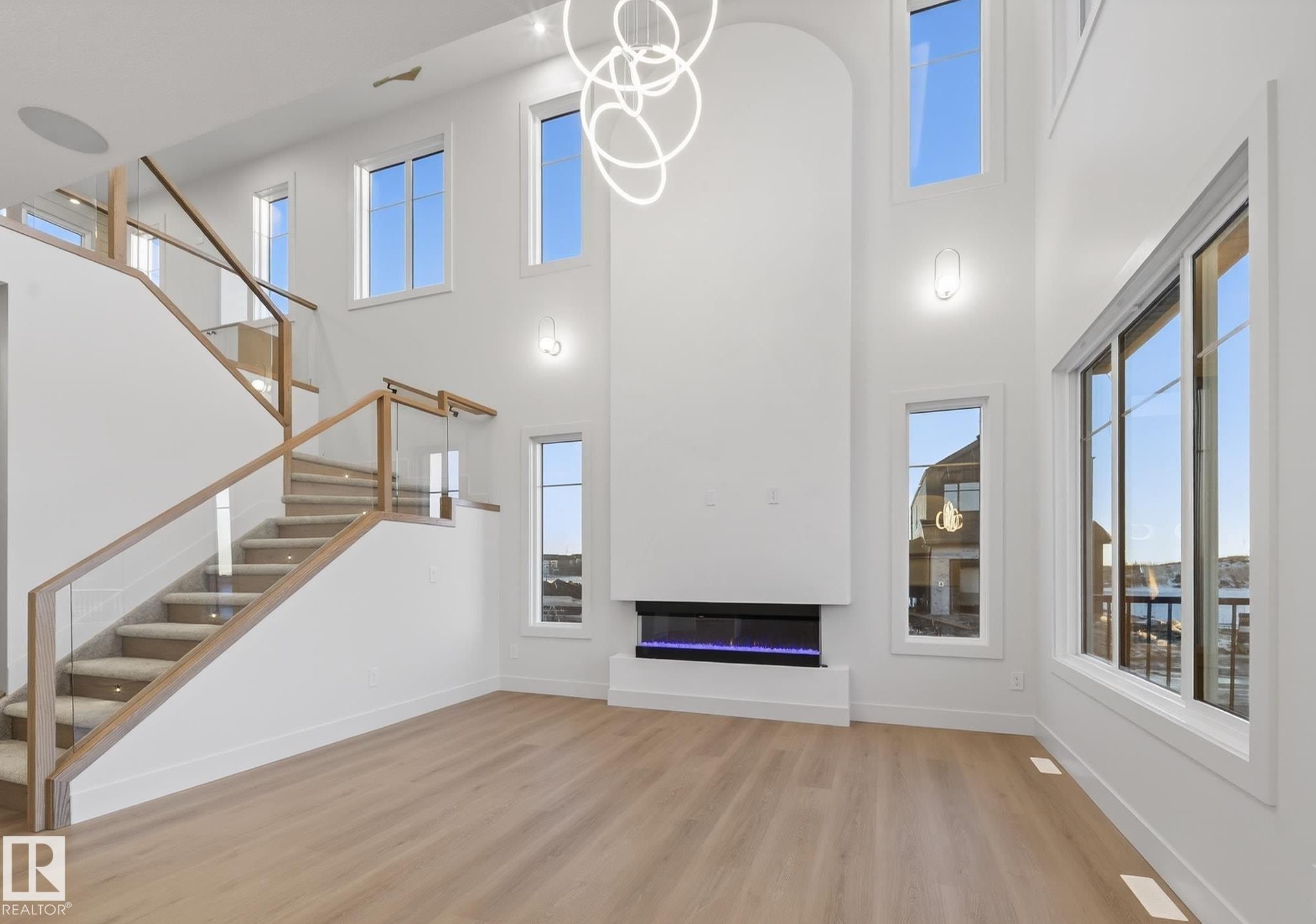 Home for Sale Located at 4276 Charles Close Southwest, Edmonton, AB