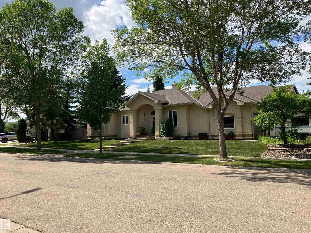 26 Eastcott Drive, St. Albert