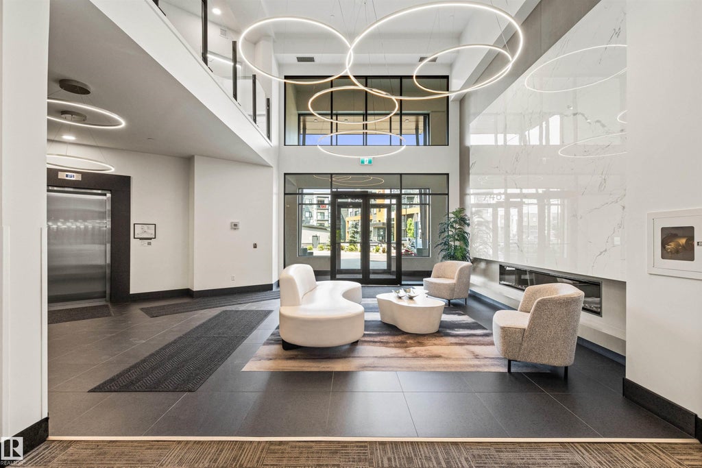 413 7463 May Common, Edmonton