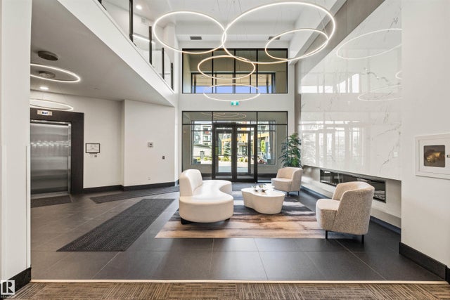 413 7463 May Common, Edmonton