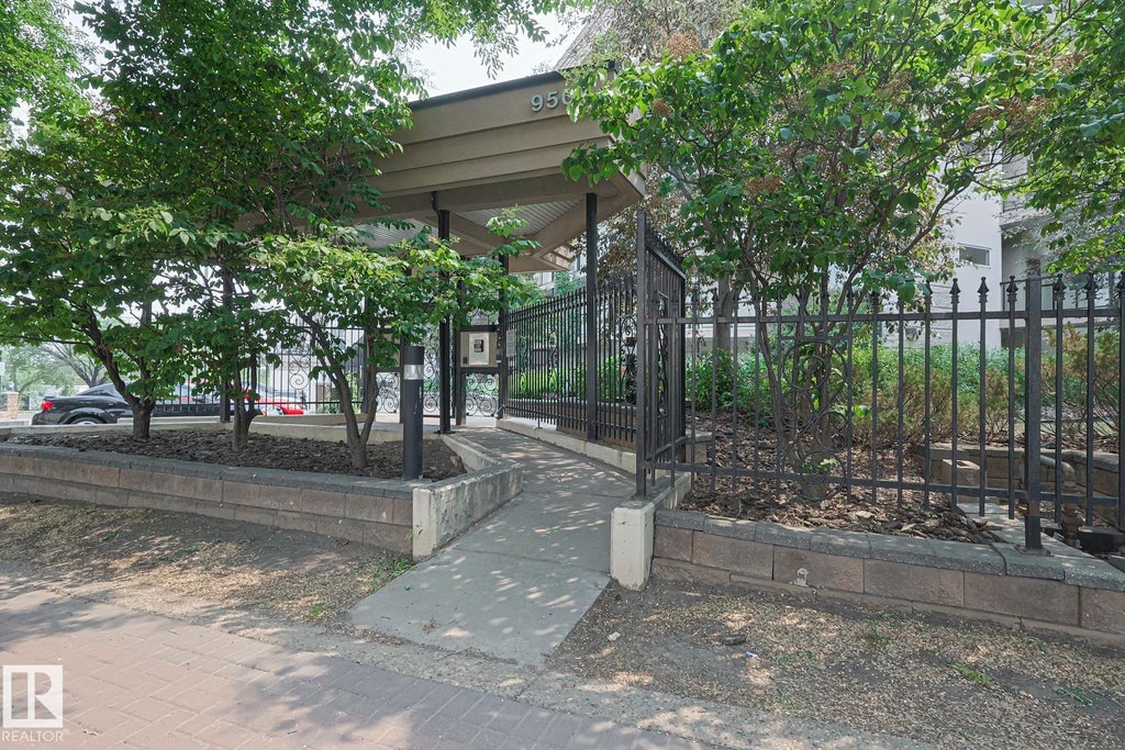 113 9507 101 Avenue Nw, Edmonton