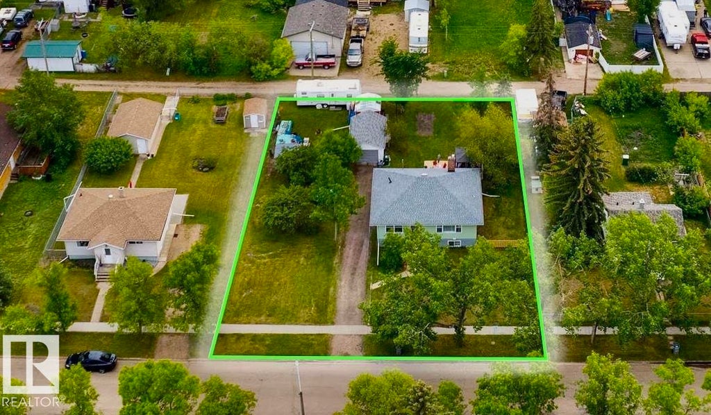 4811 51 Avenue, Lamont