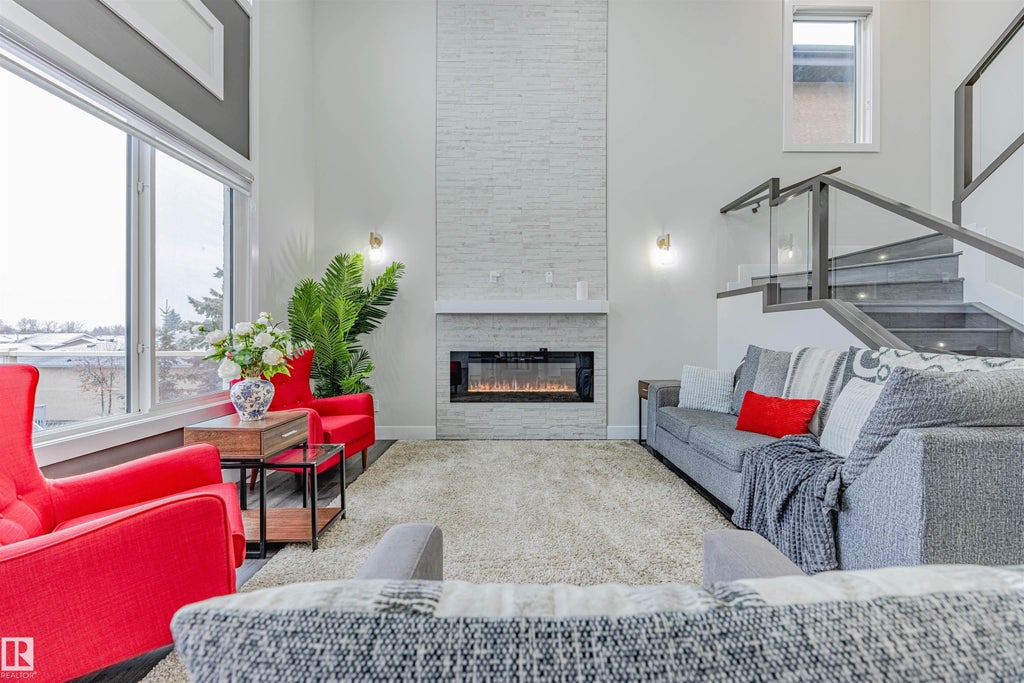 9007 181 Avenue, Edmonton